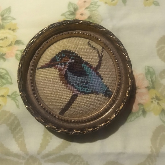 Needlepoint Bird Wall Art framed - Picture 3 of 4